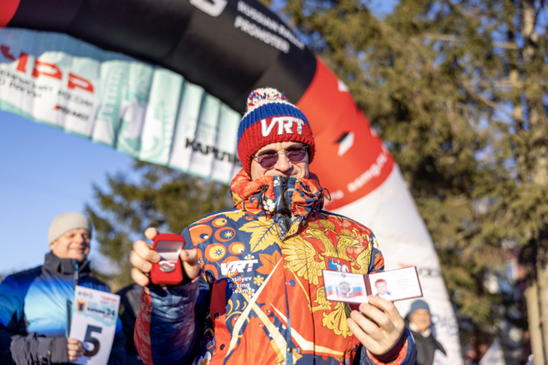 Показывал выдающихся результатов Показывал выдающихся результатов